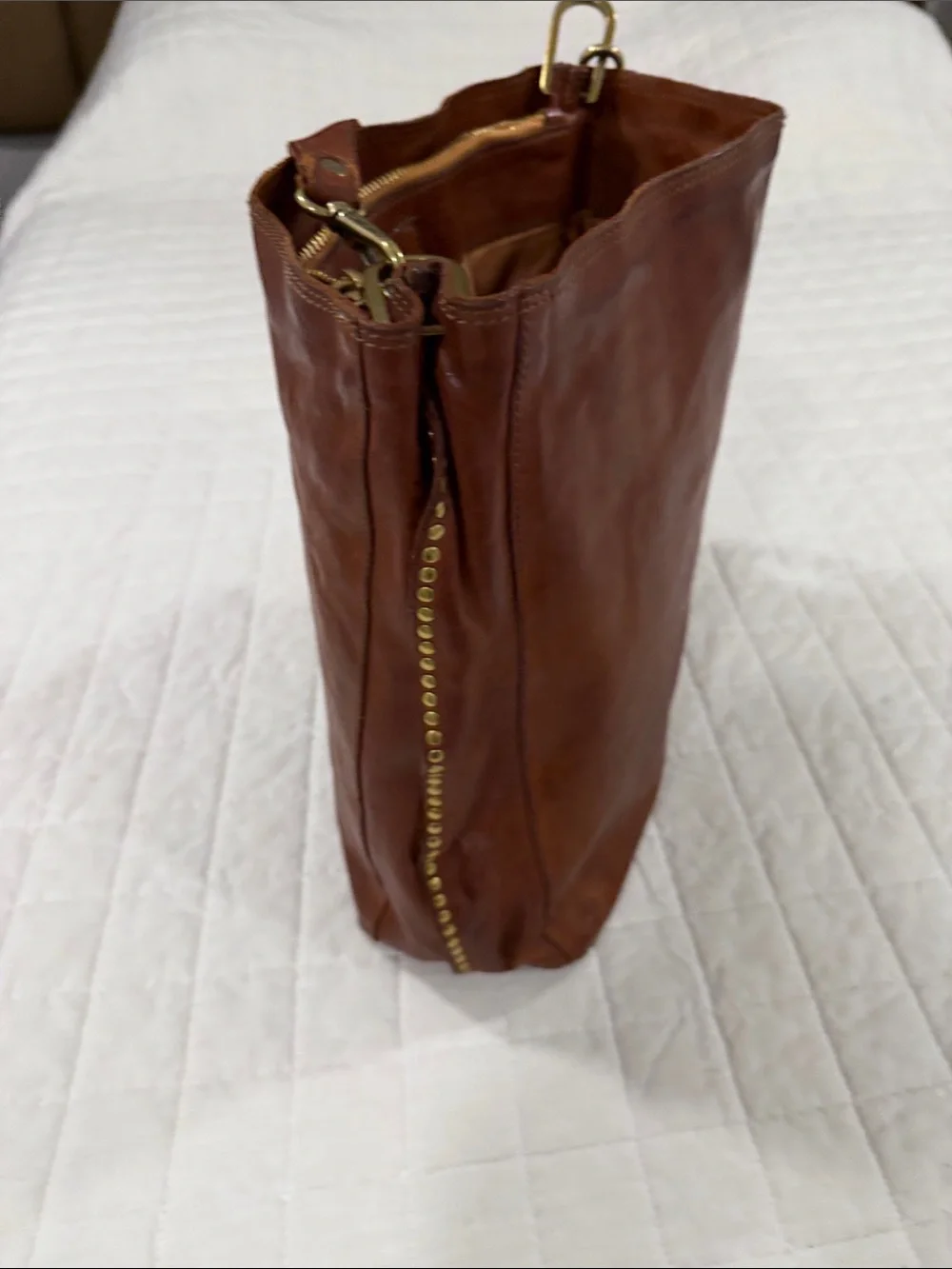 CAMPOMAGGI COGNAC Studded Leather Shoulder Bag - Women - Picture 6 of 9